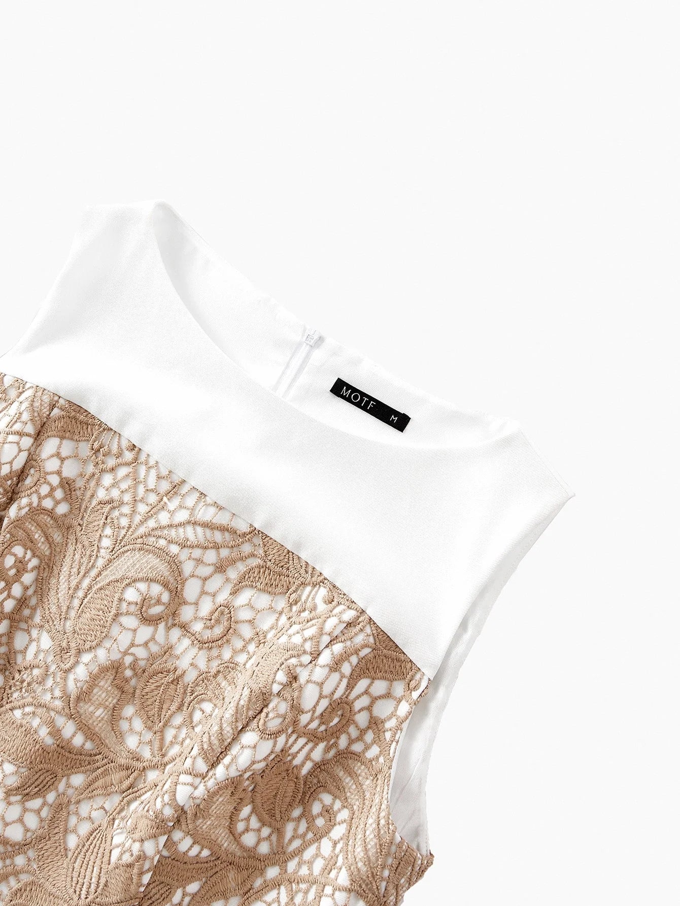 PREMIUM GUIPURE LACE ZIPPER BACK SPLIT HEM SLIM FIT DRESS WITHOUT BELT