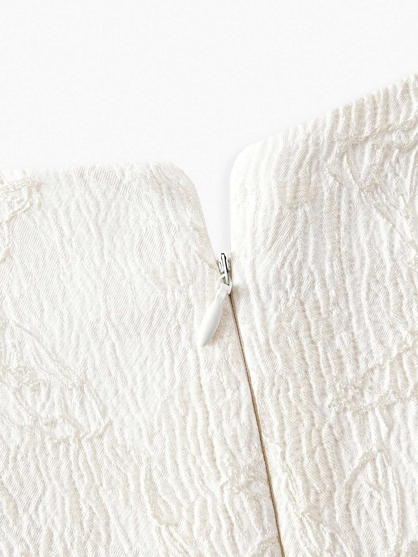 PREMIUM JACQUARD PLEATED HEM DRESS