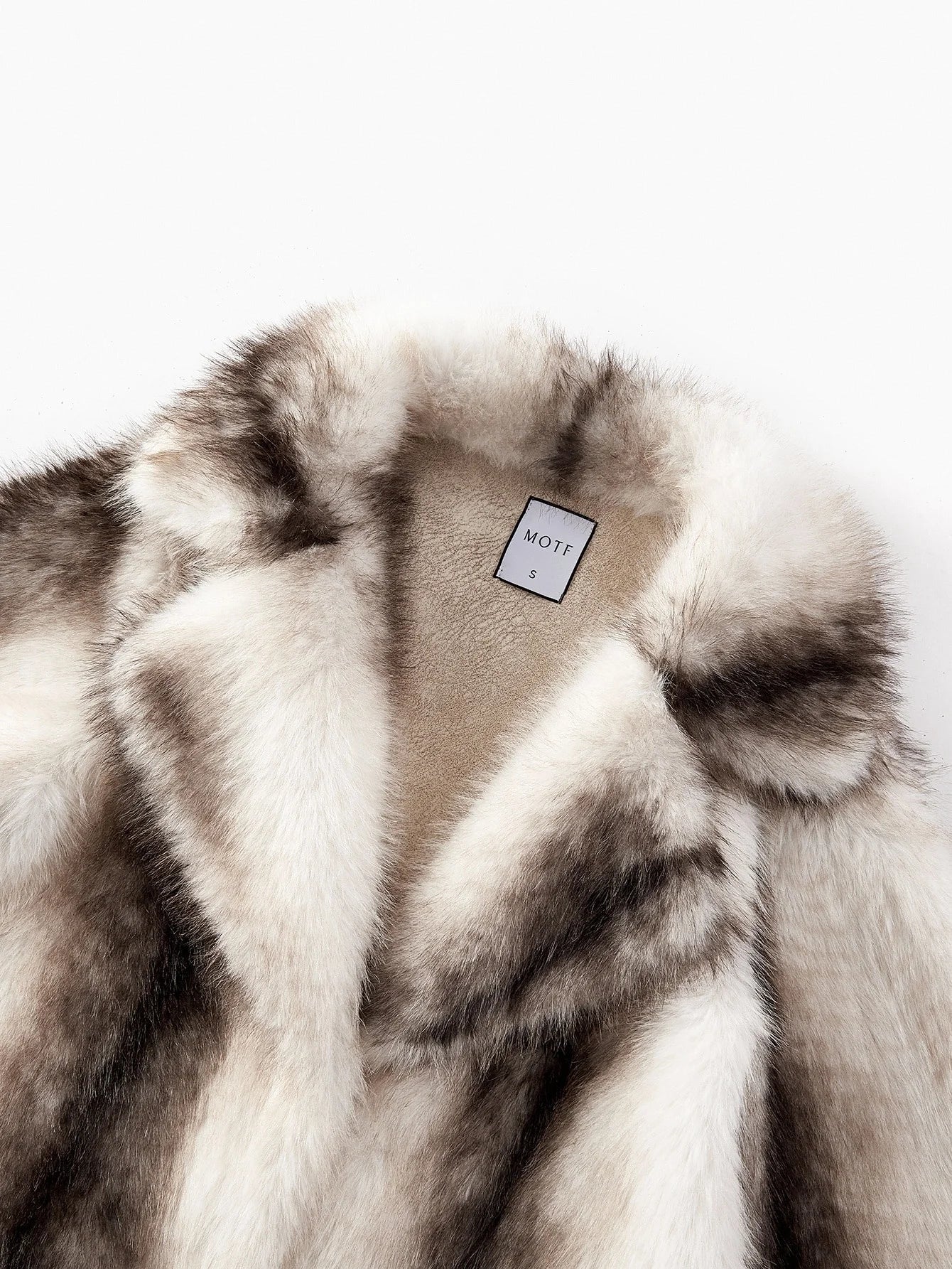 PREMIUM LAPEL COLORBLOCK FAUX FUR COAT