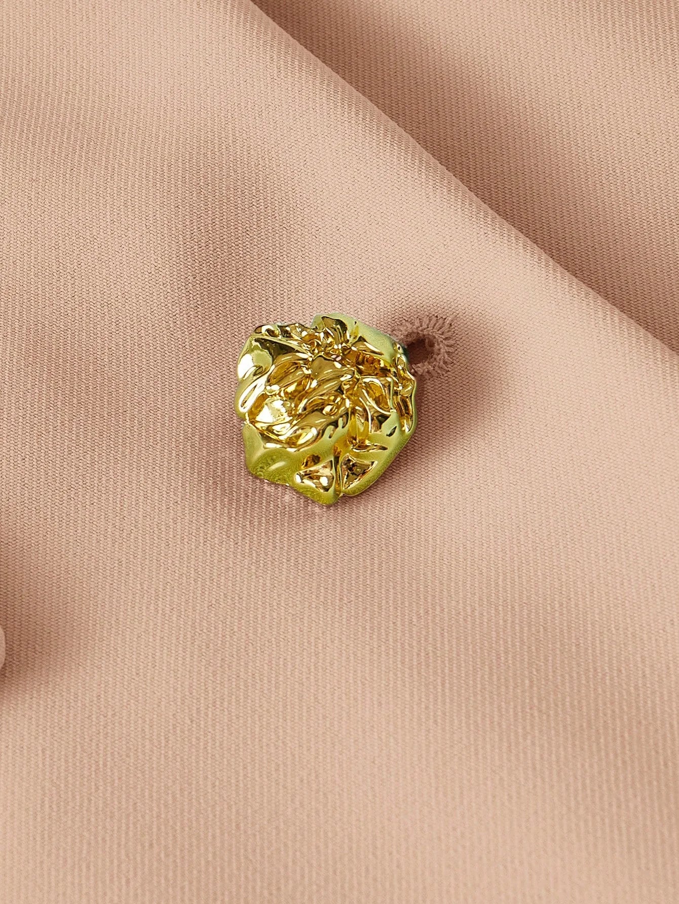 PREMIUM METAL FLORAL DECOR STRUCTURED BLAZER