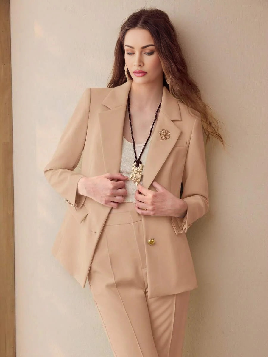 PREMIUM METAL FLORAL DECOR STRUCTURED BLAZER