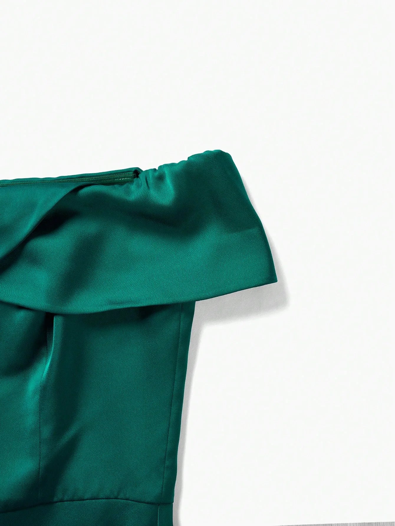 PREMIUM OFF SHOULDER MIDI DRESS