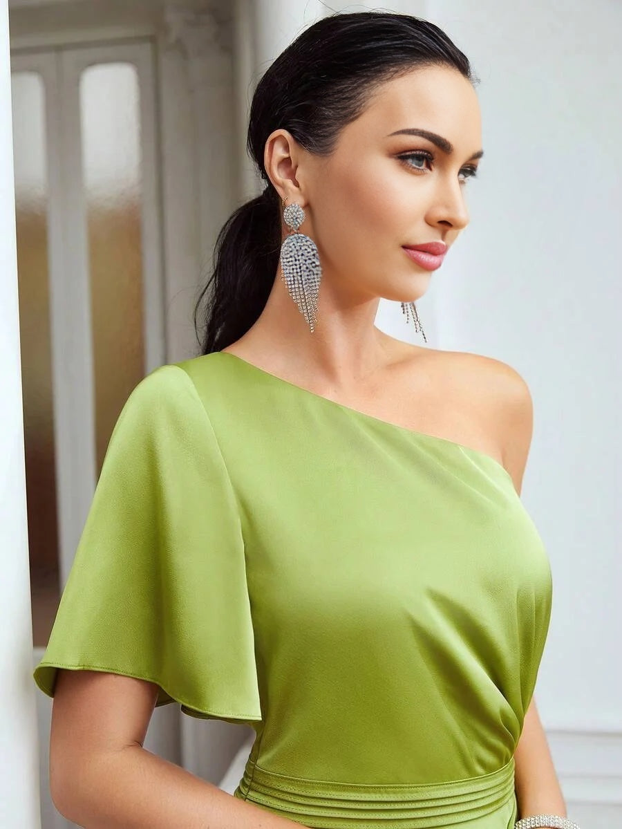 PREMIUM ONESHOULDER GATHERED DRESS