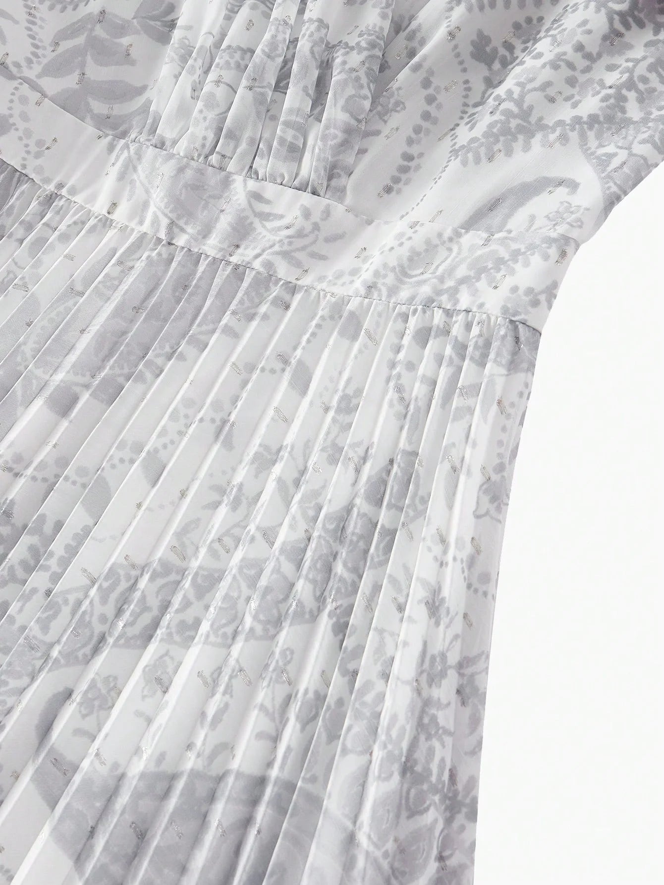 PREMIUM PAISLEY PRINT PLEATED HALTERNECK DRESSSPRINGSUMMER