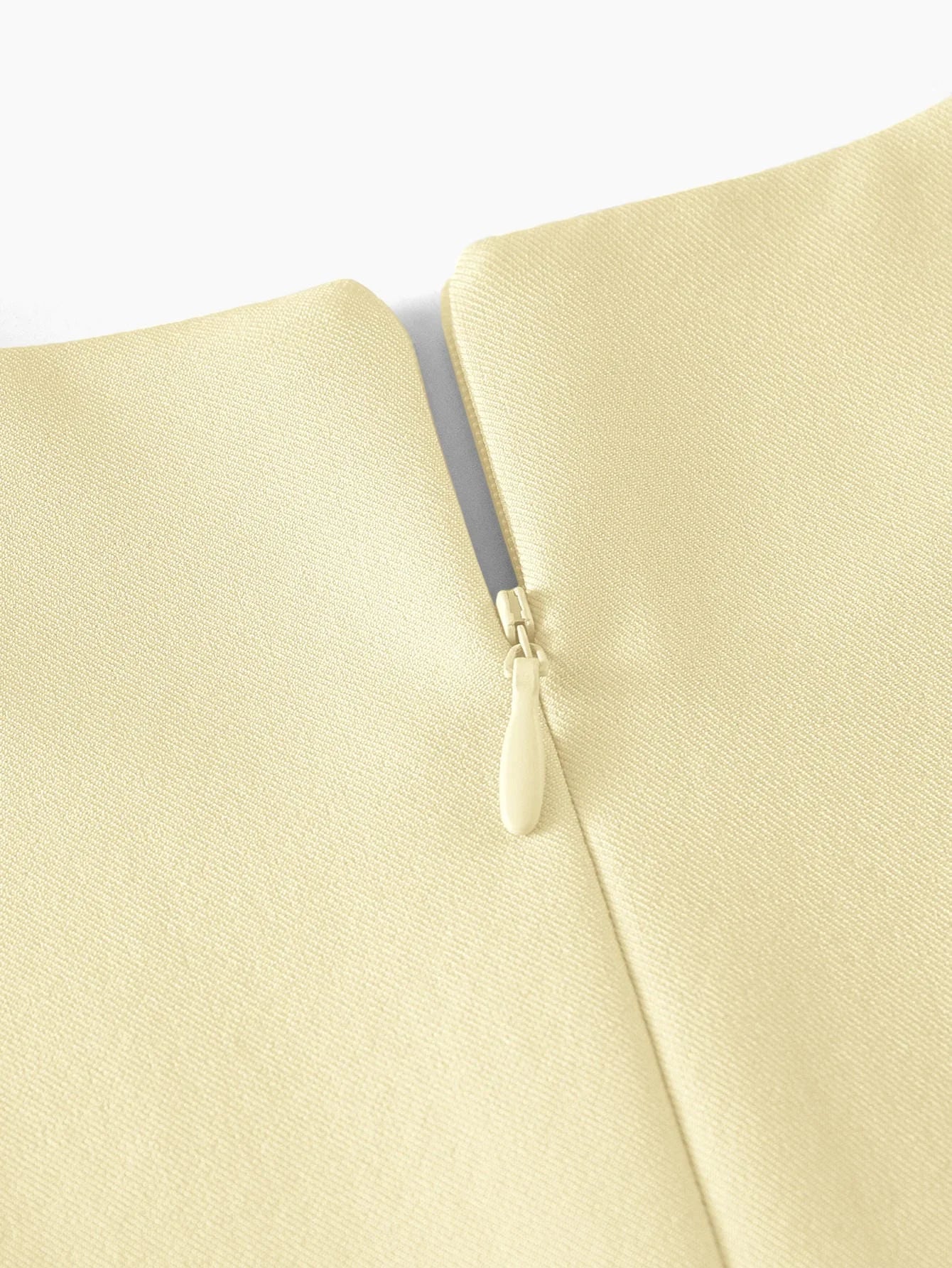 PREMIUM PLEATED FLOWY DRESS