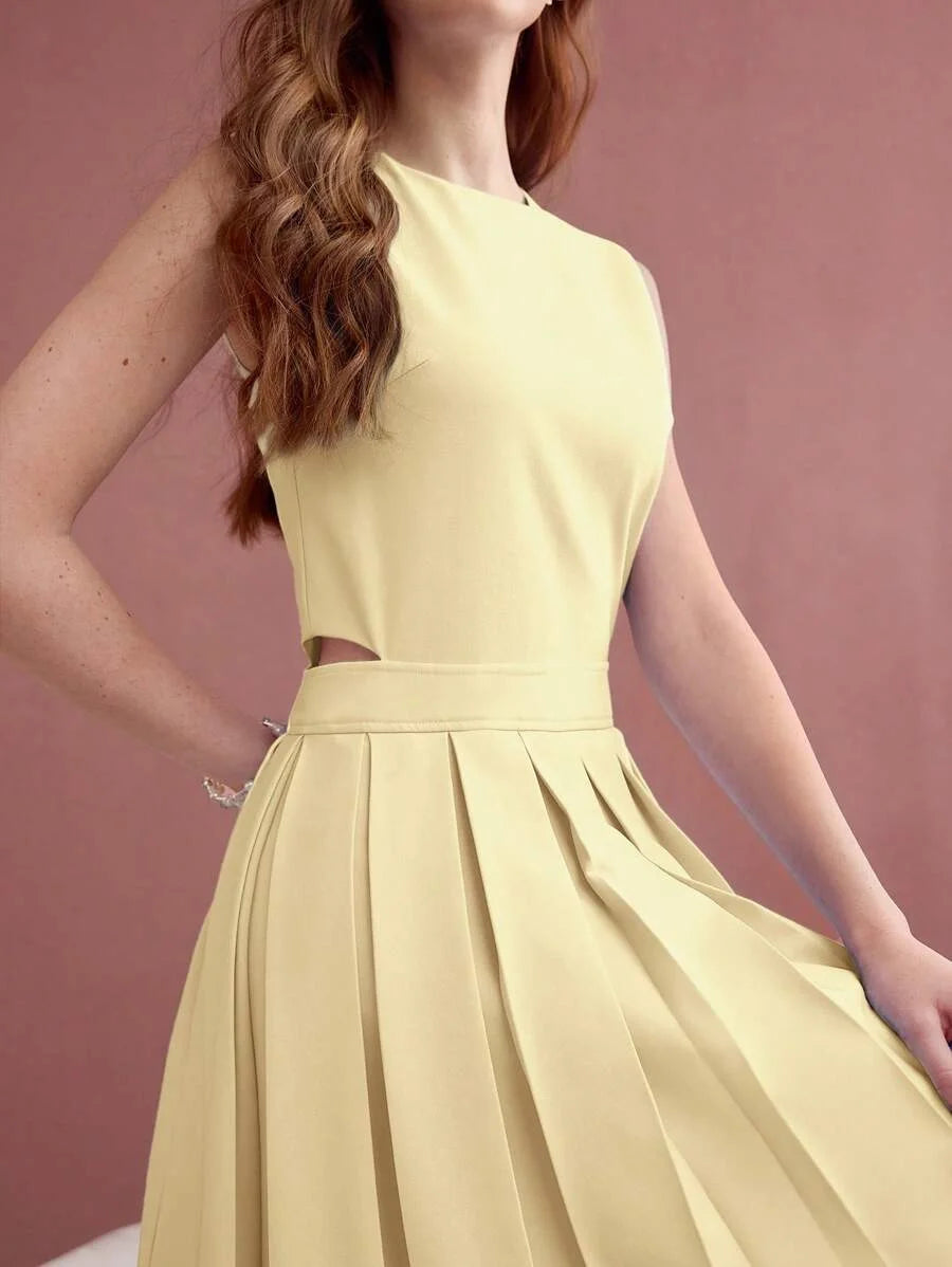 PREMIUM PLEATED FLOWY DRESS