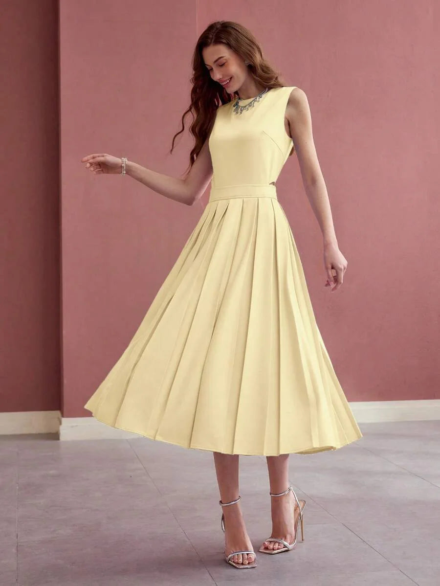 PREMIUM PLEATED FLOWY DRESS
