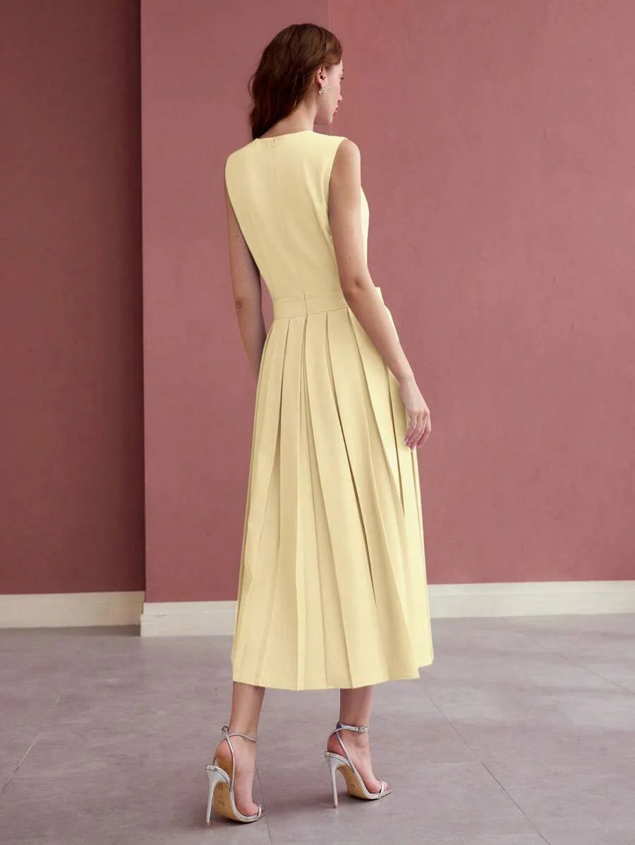 PREMIUM PLEATED FLOWY DRESS