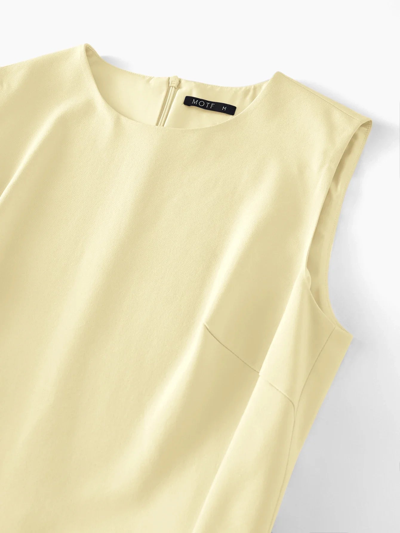 PREMIUM PLEATED FLOWY DRESS