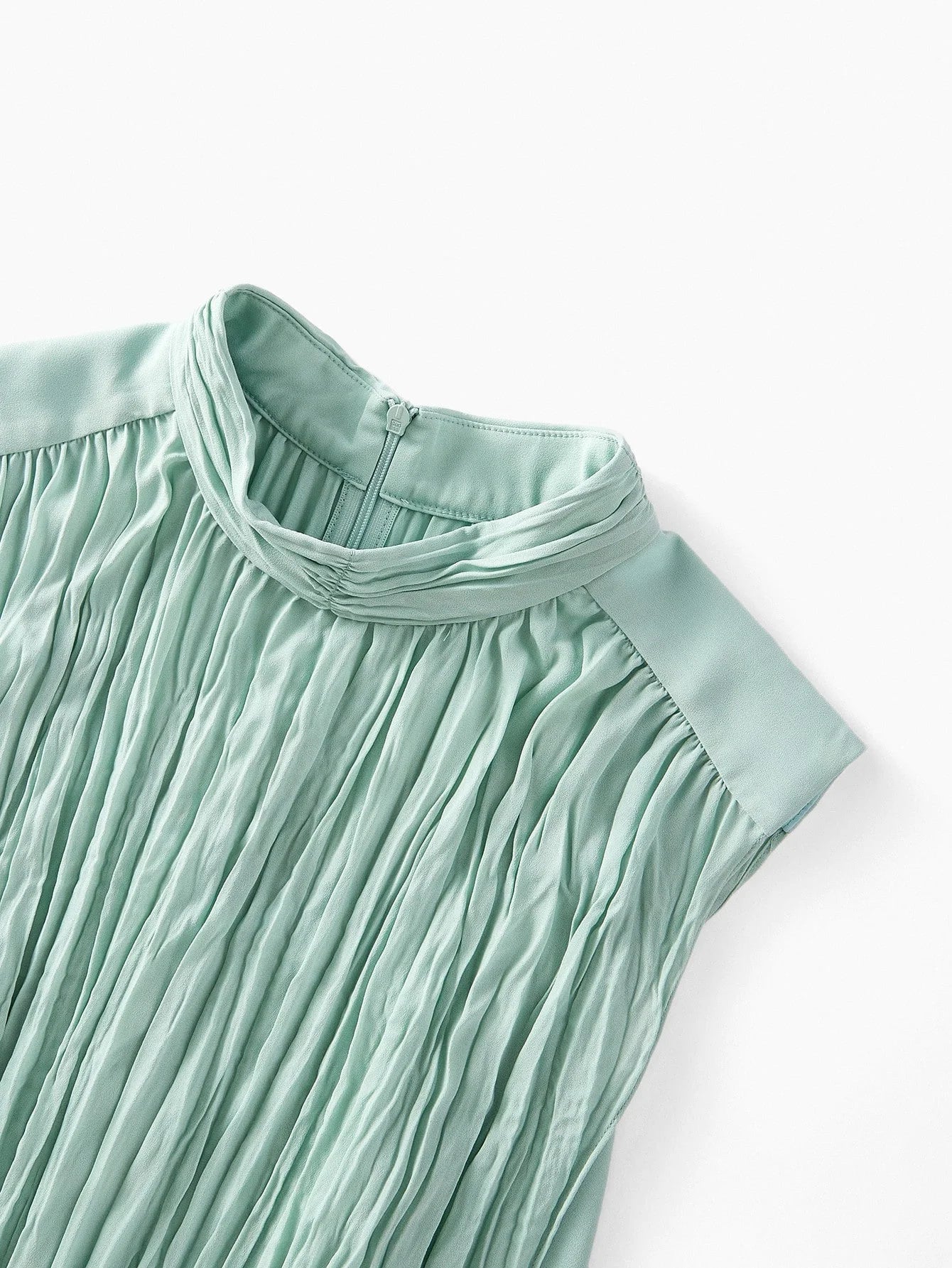 PREMIUM PLISSE RUFFLE HEM DRESS