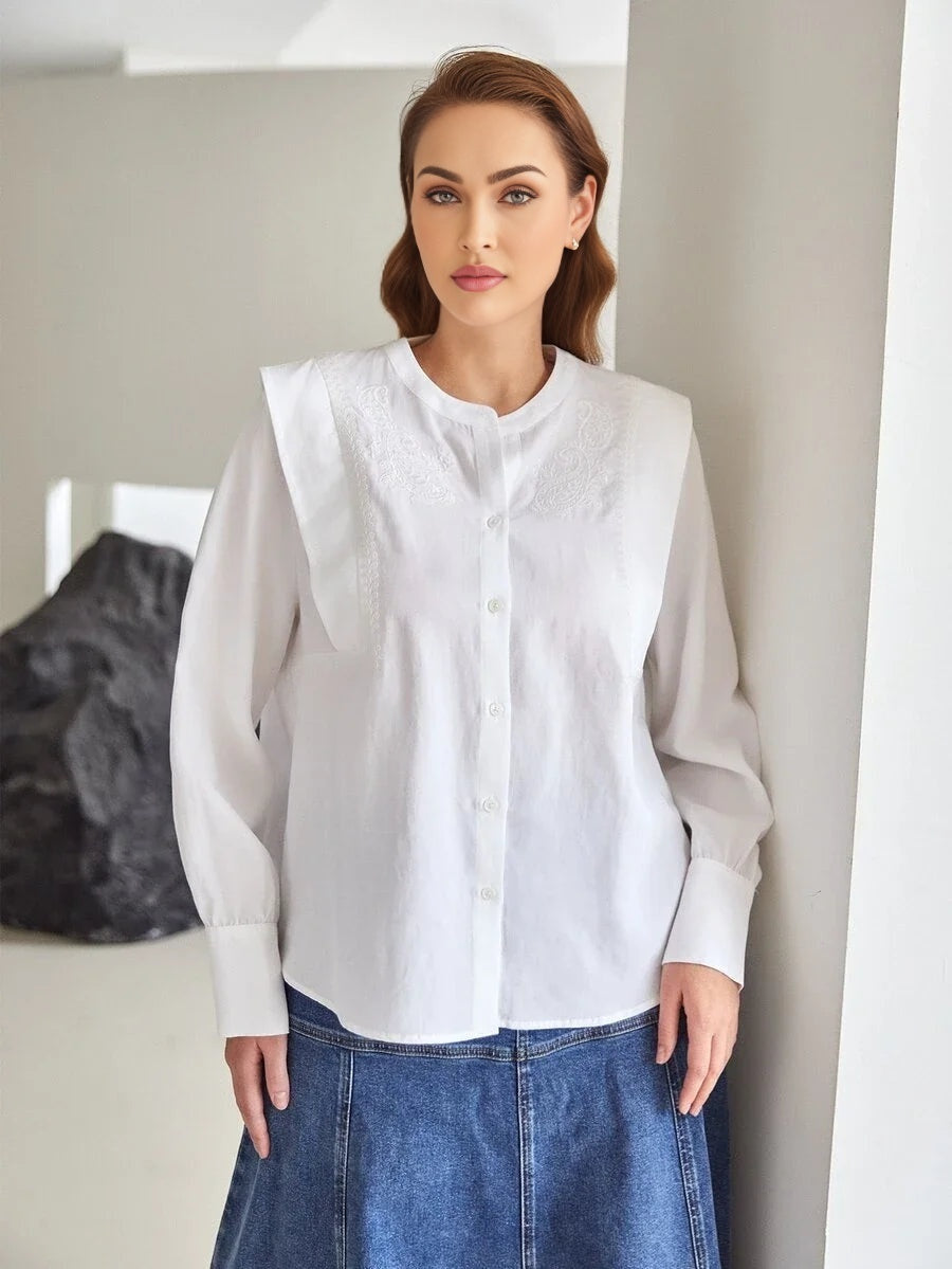 PREMIUM PLUS LINE EMBROIDERY BLOUSE
