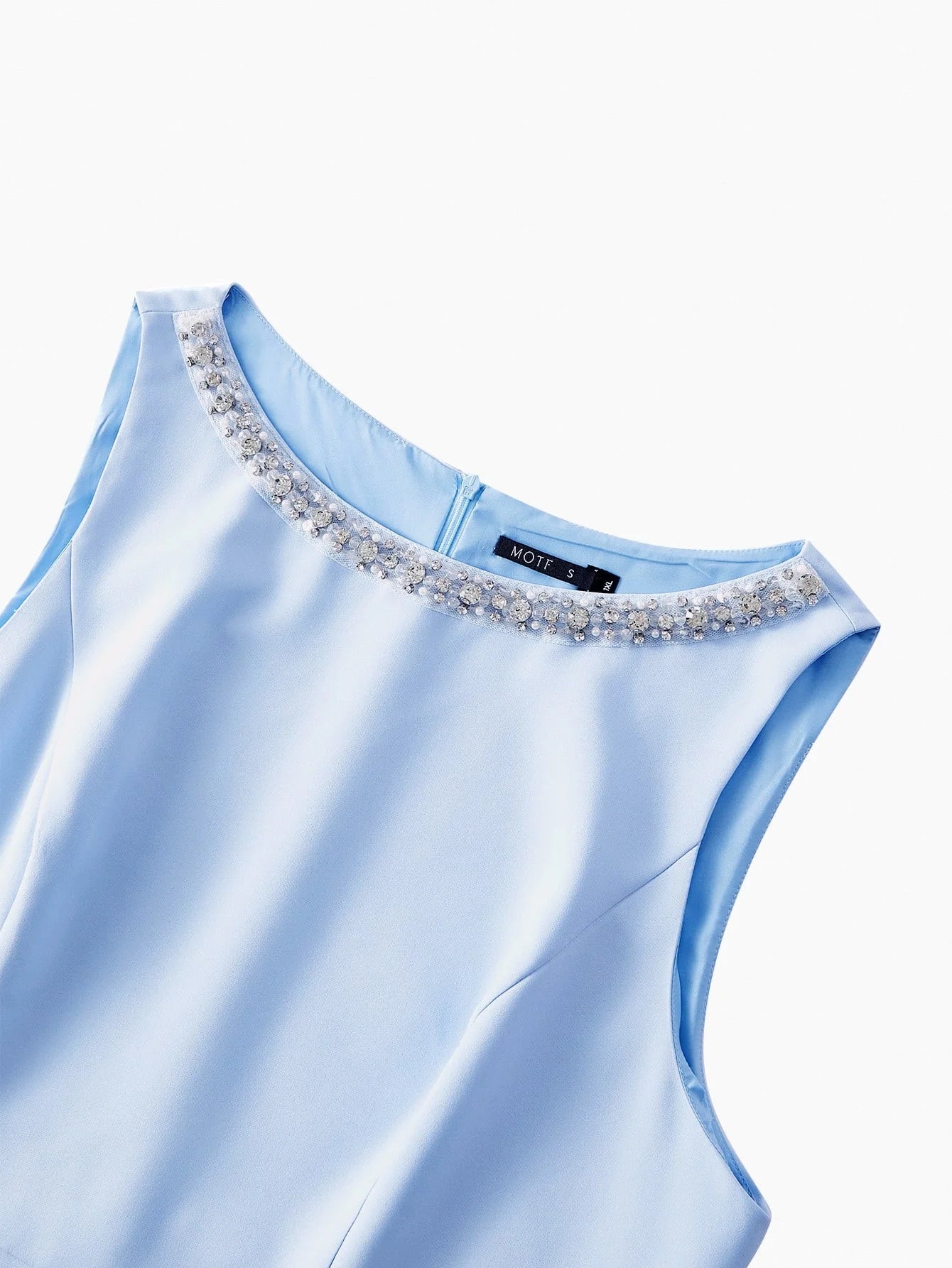 PREMIUM PLUS SIZE BEADED DECOR SLEEVELESS KNEELENGTH DRESS