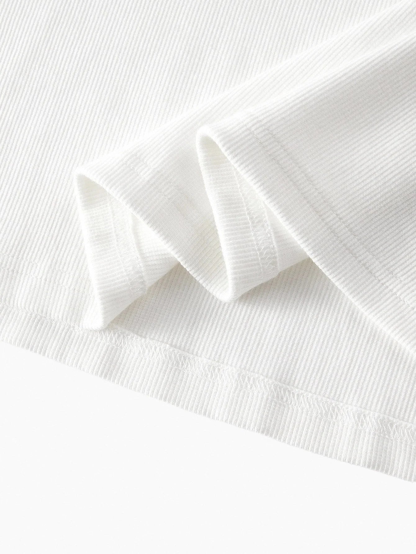 PREMIUM PLUS SIZE CONTRAST BEADED TRIM SHORT SLEEVE TEE