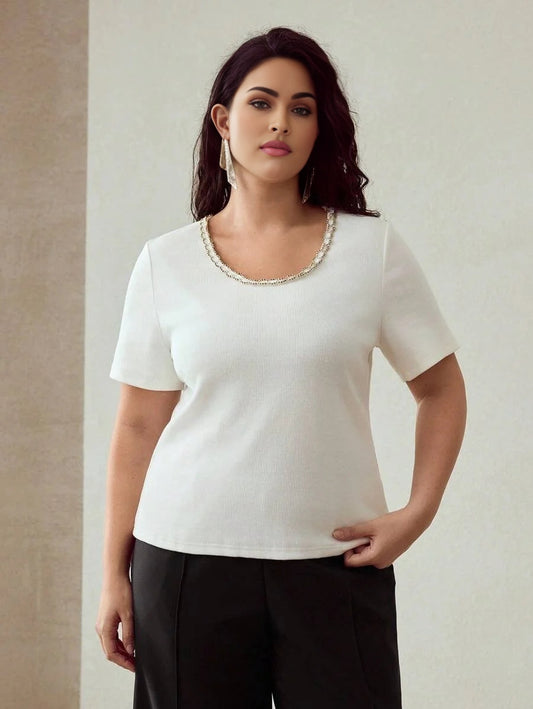 PREMIUM PLUS SIZE CONTRAST BEADED TRIM SHORT SLEEVE TEE