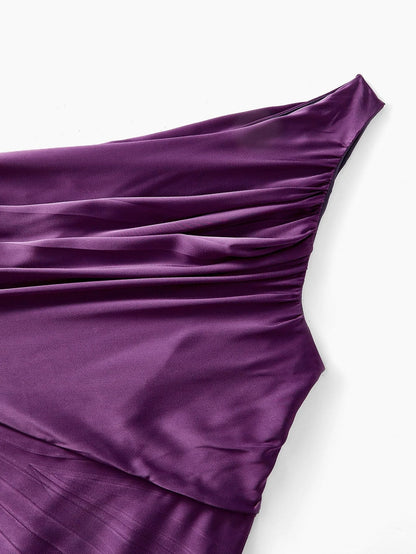 PREMIUM PLUS SIZE PLEATED ASYMMETRICAL HEM DRESS