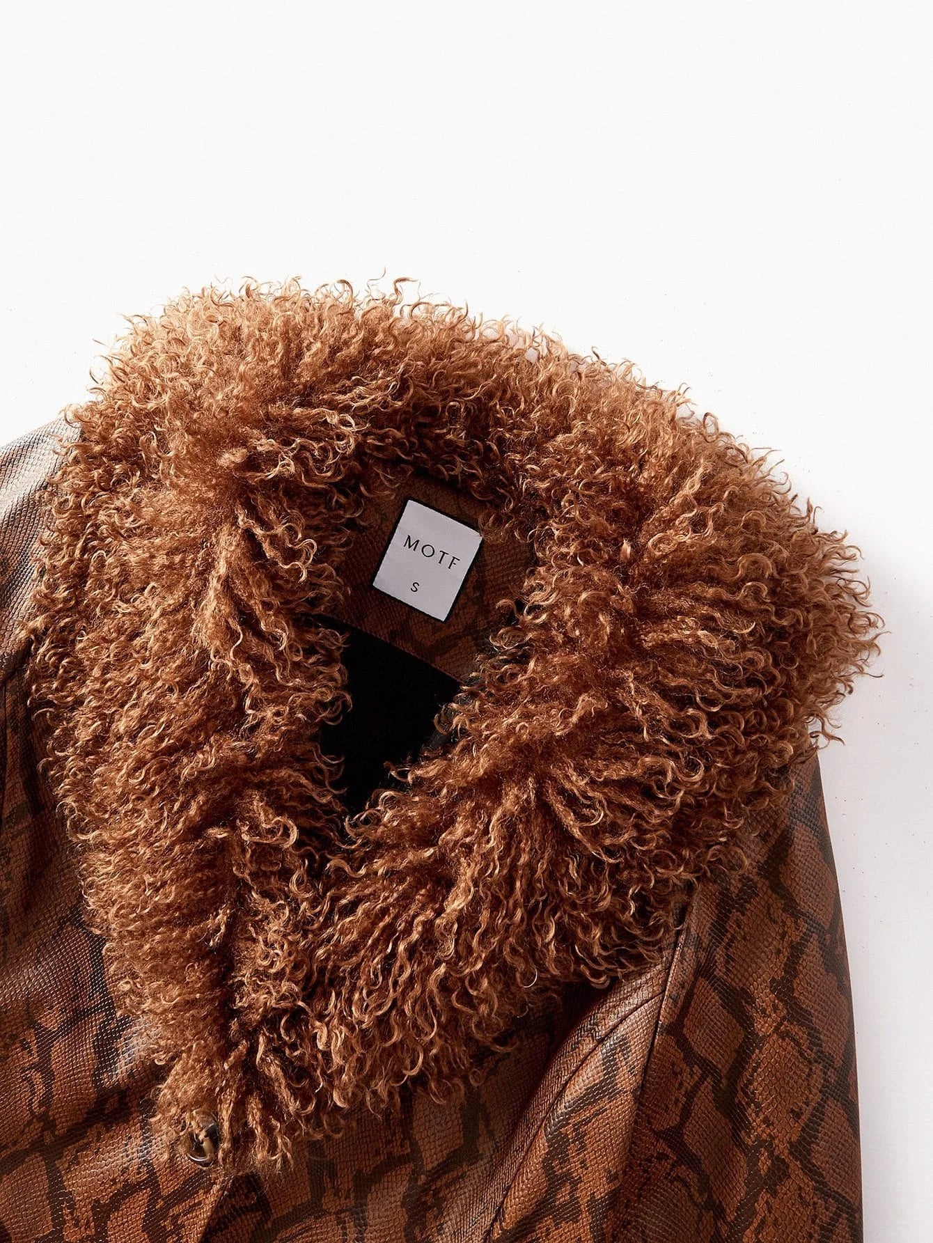 PREMIUM PU LEATHER SNAKESKIN PATTERN CONTRAST FUZZY PANEL BUCKLE BELTED FAUX FUR LONG COAT