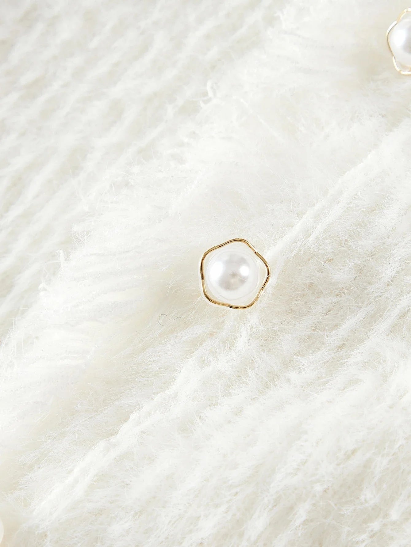 PREMIUM RAW HEM BUTTON UP CARDIGAN