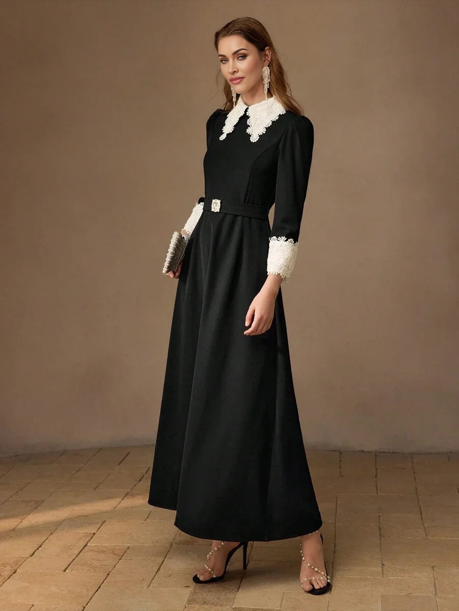 PREMIUM RHINESTONE DECOR COLOR BLOCK CONTRAST LACE DRESS