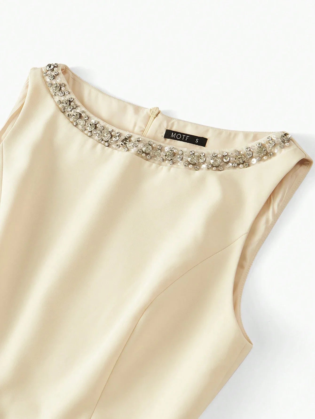 PREMIUM RHINESTONE DETAIL MERMAID HEM MIDI DRESS WITHOUT BELT