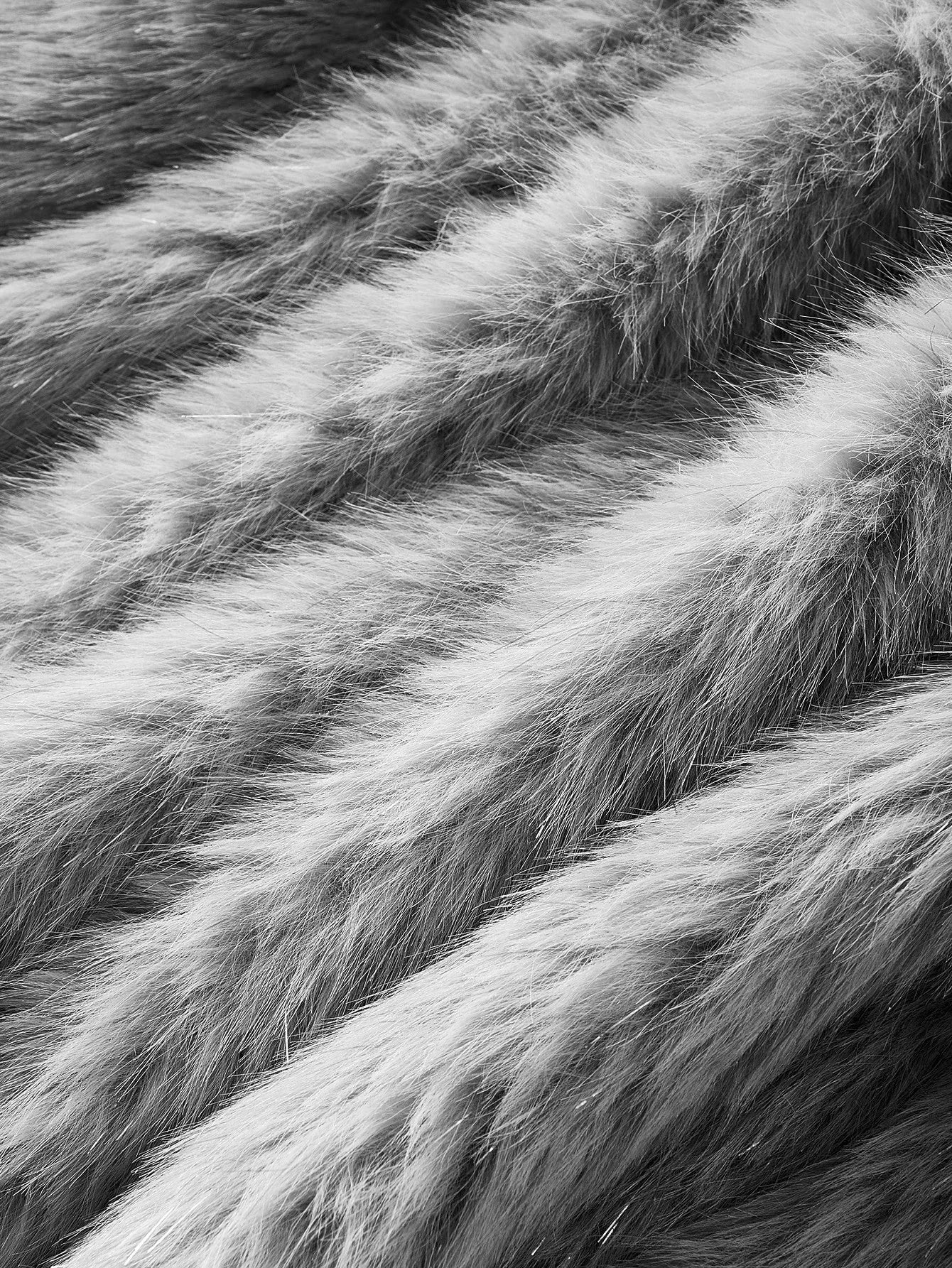 PREMIUM ROUND NECK FAUX FUR COAT