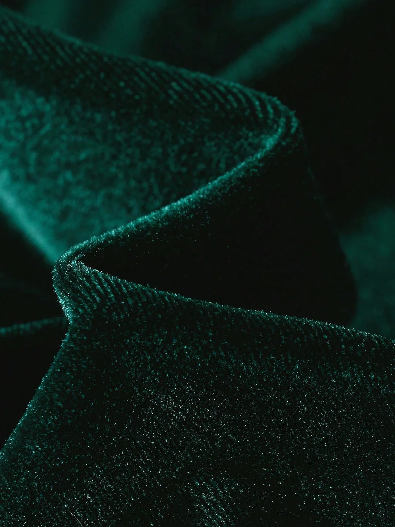 PREMIUM RUCHED VELVET DRESS