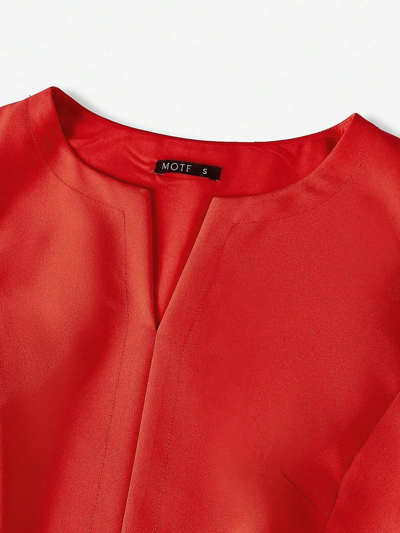 PREMIUM SOLID NOTCH NECK BUCKLE WAIST PLEATED PANEL DRESSSUMMER OUTFITS