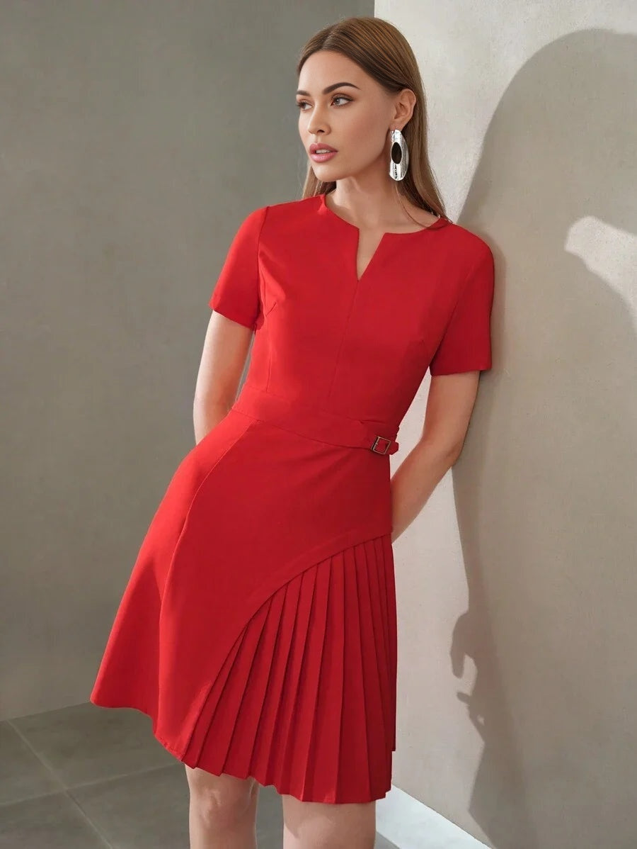 PREMIUM SOLID NOTCH NECK BUCKLE WAIST PLEATED PANEL DRESSSUMMER OUTFITS