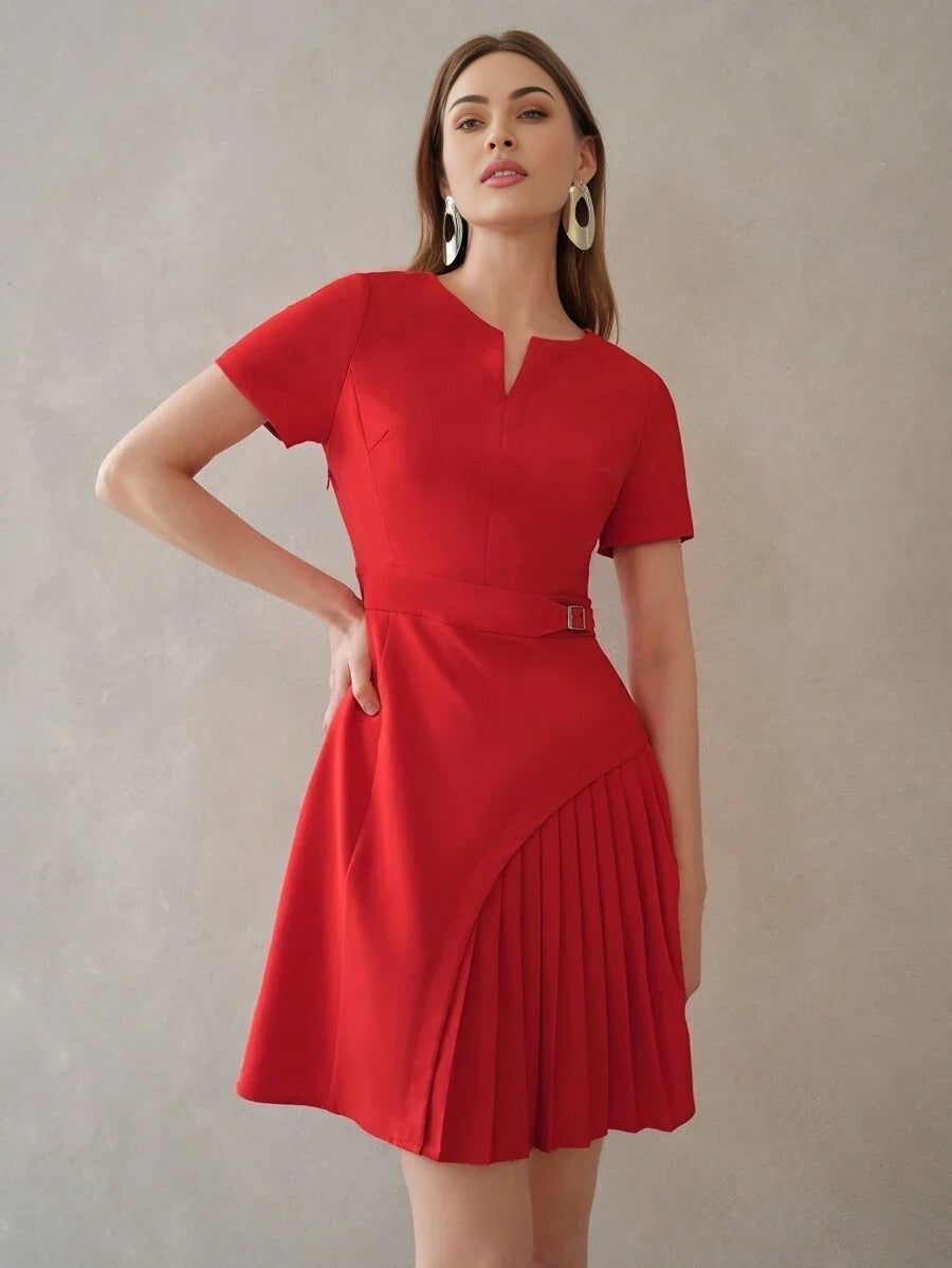PREMIUM SOLID NOTCH NECK BUCKLE WAIST PLEATED PANEL DRESSSUMMER OUTFITS