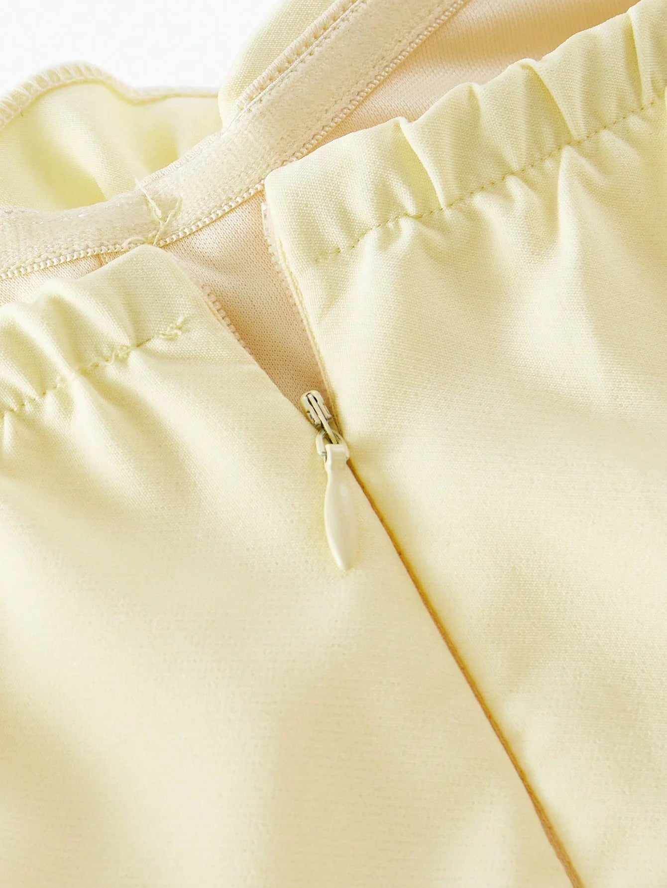 PREMIUM STEREO FLORAL THIGH SLIT DRESS