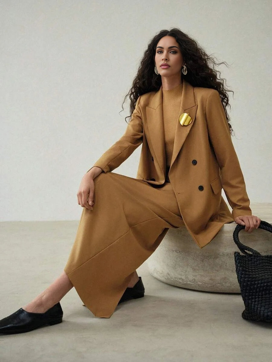 PREMIUM STRAIGHT METAL DECOR DOUBLE BREASTED BLAZER