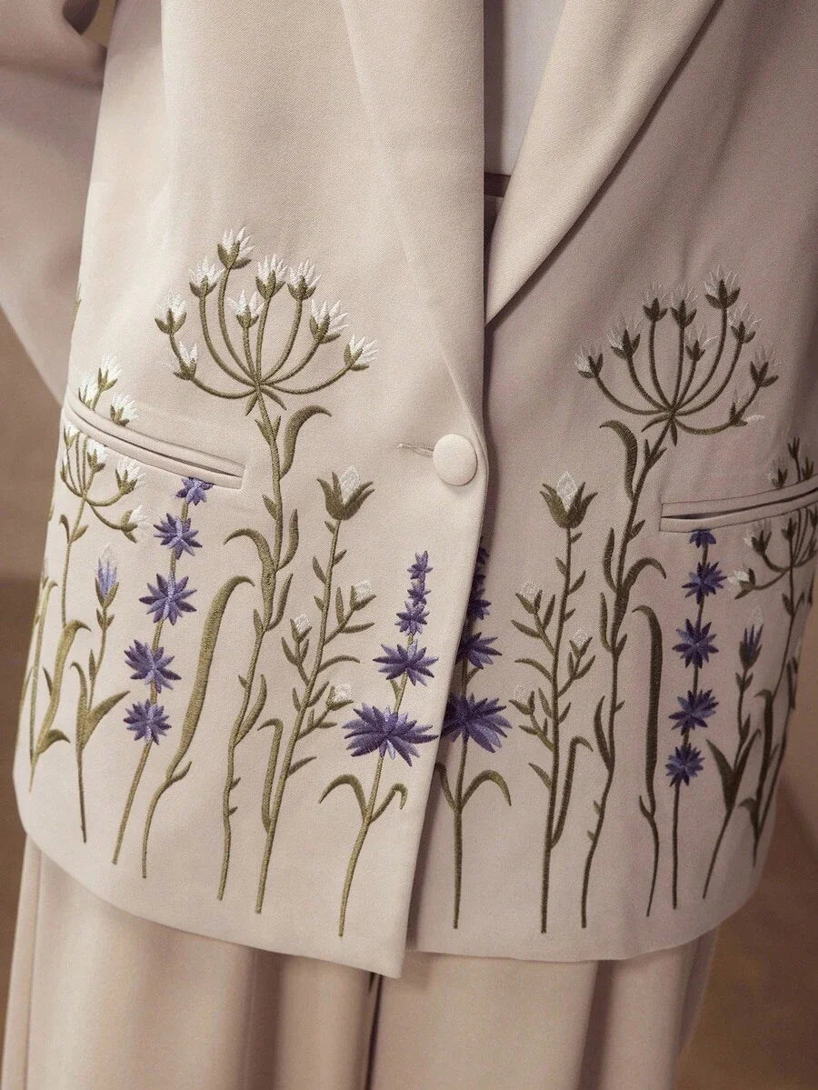 PREMIUM STRUCTURED FLORAL EMBROIDERY BLAZER