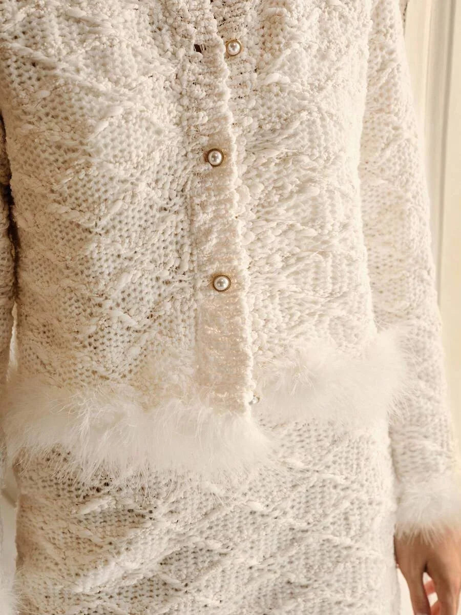 PREMIUM TEXTURED KNIT CONTRAST FUZZY TRIM CARDIGAN