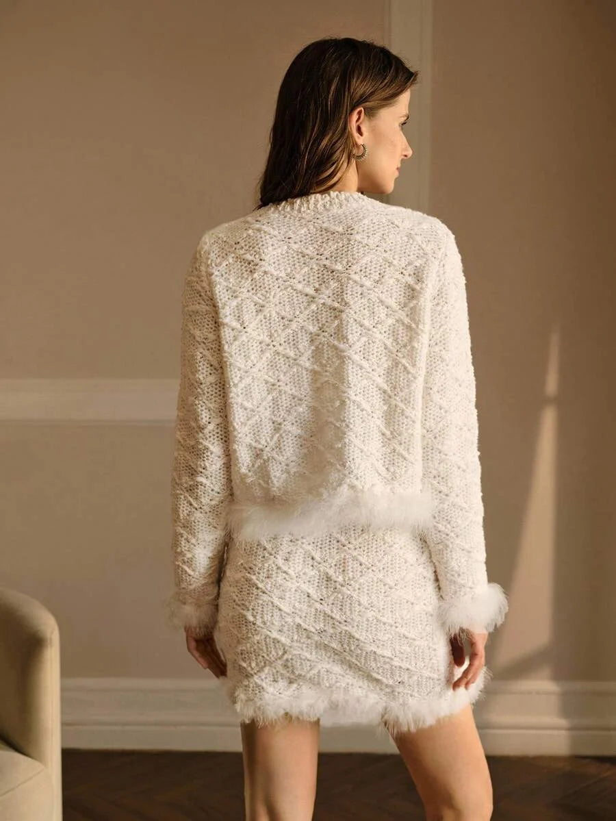 PREMIUM TEXTURED KNIT CONTRAST FUZZY TRIM CARDIGAN