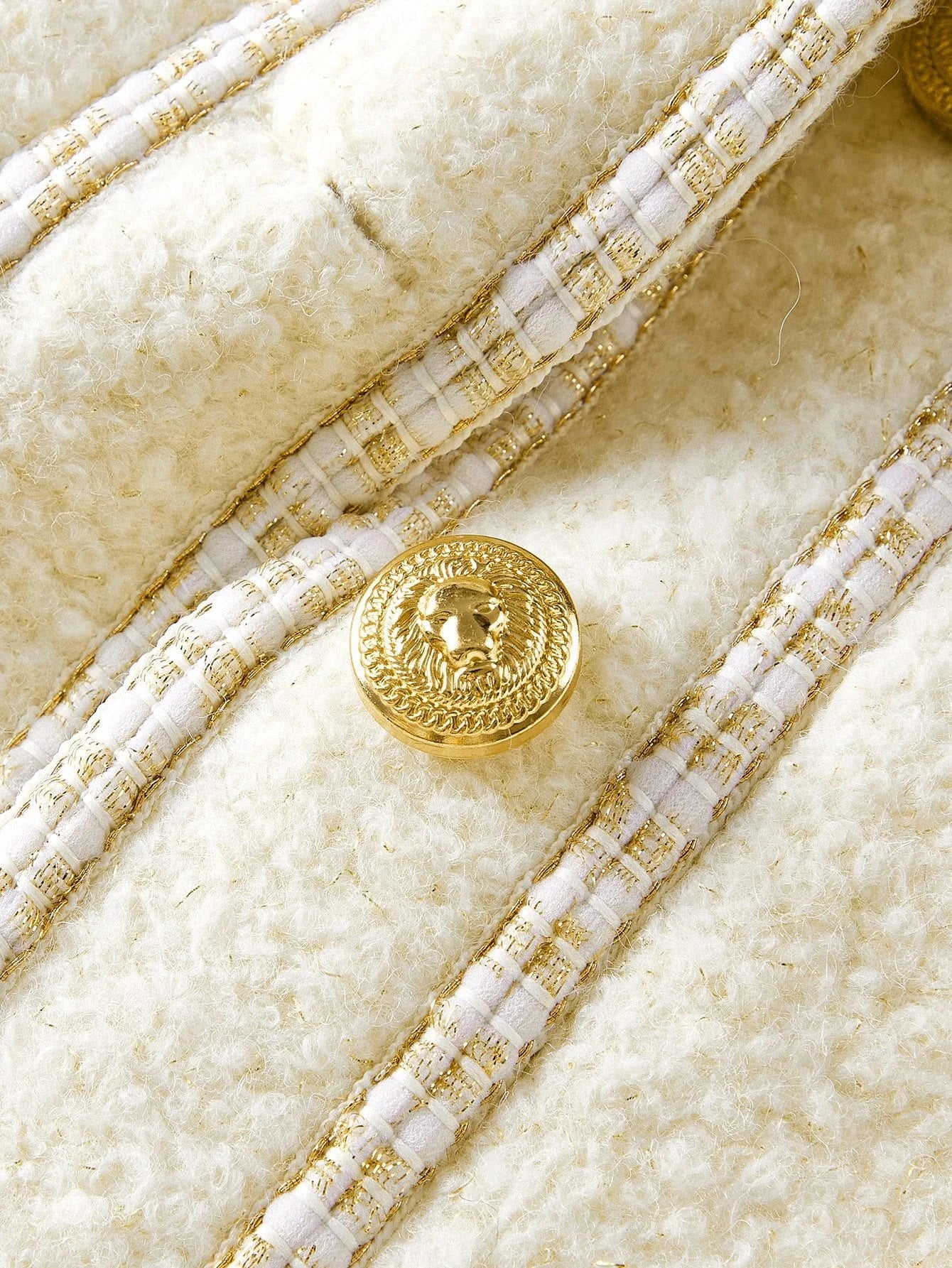 PREMIUM TWEED BUTTON FRONT OVERCOAT