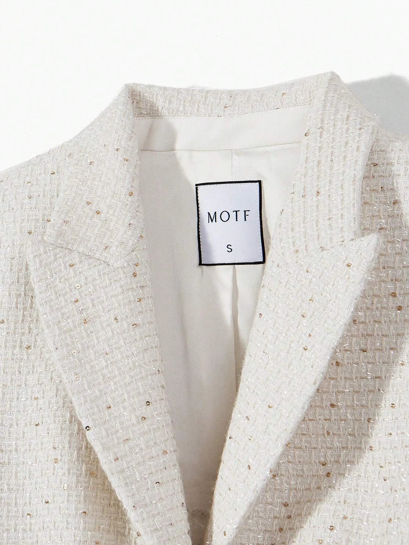 PREMIUM TWEED PEAK COLLAR FLAP DETAIL BLAZER