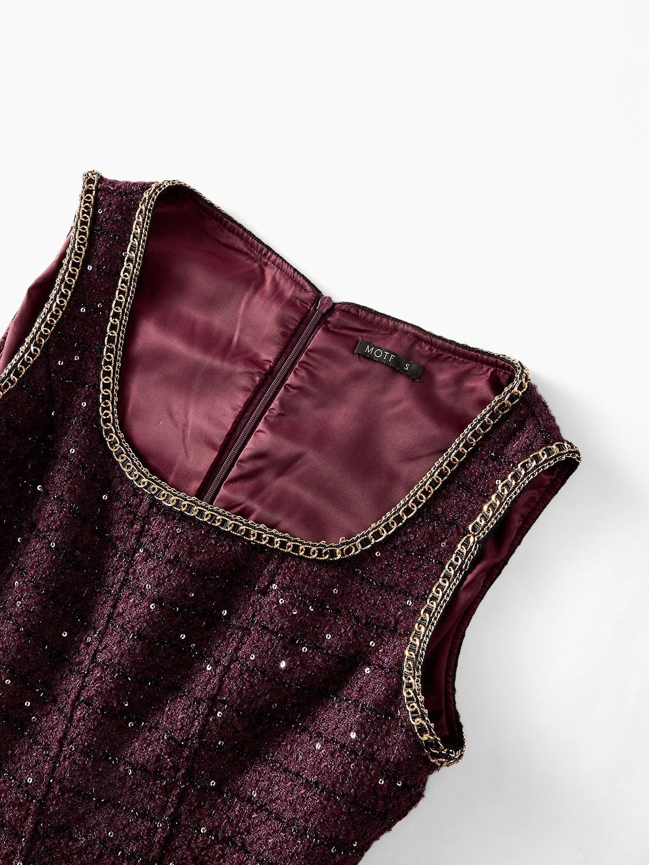 PREMIUM TWEED SEQUINS CONTRAST CHAIN TAPE TRIM SLEEVELESS SHORT DRESS