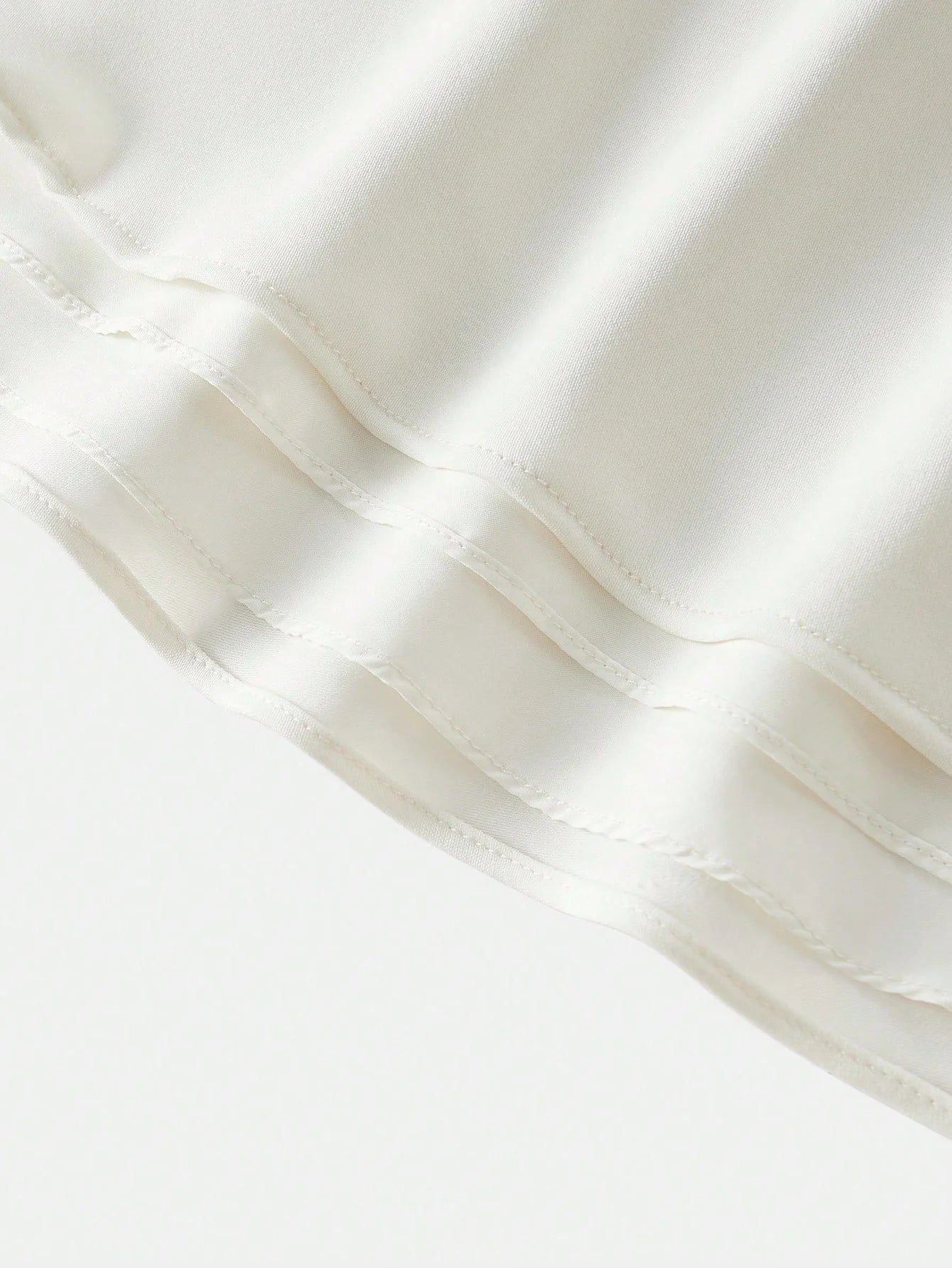 PREMIUM TWIST CUT OUT DRESS