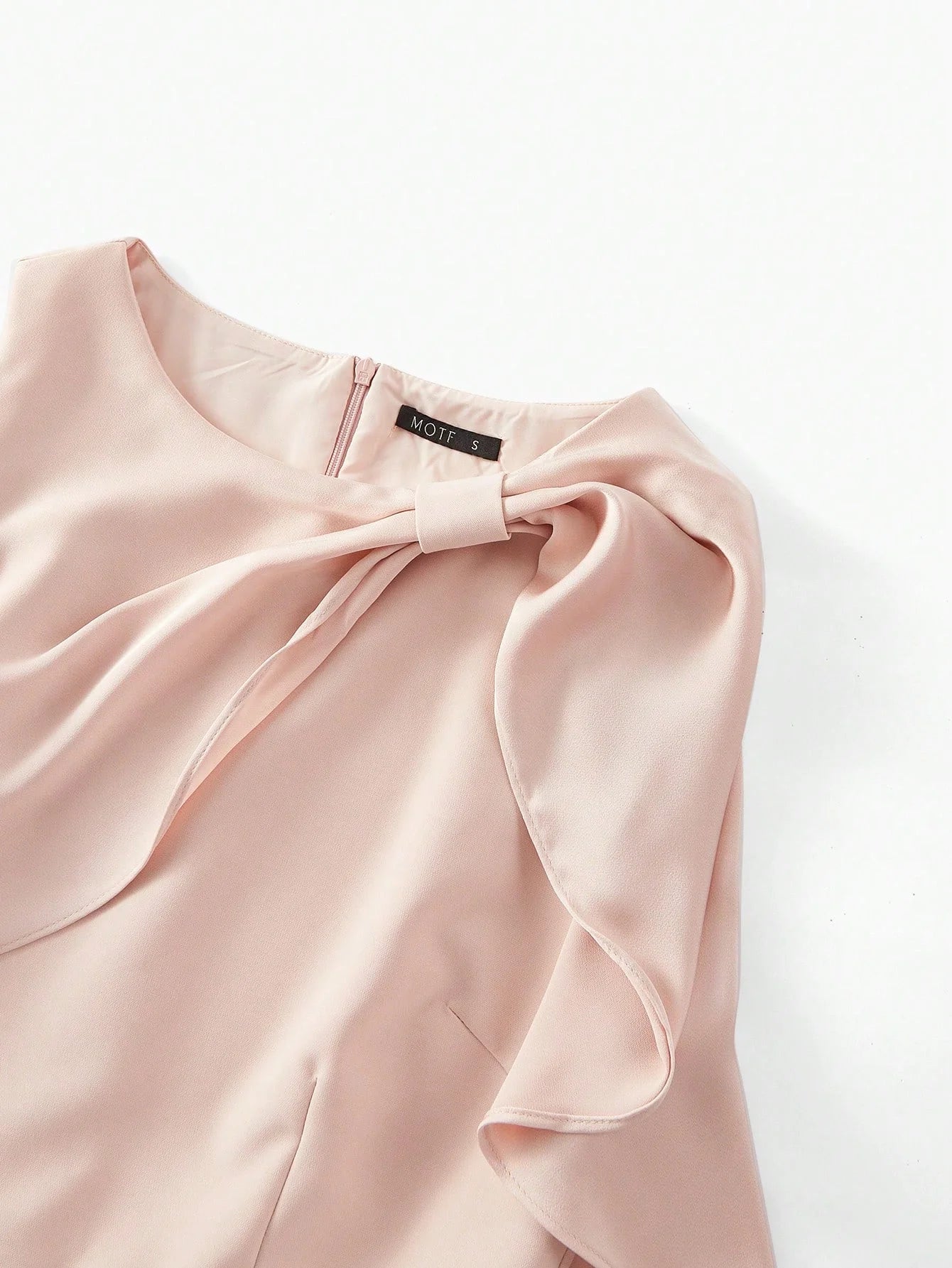 PREMIUM TWIST PINTUCK JUMPSUIT