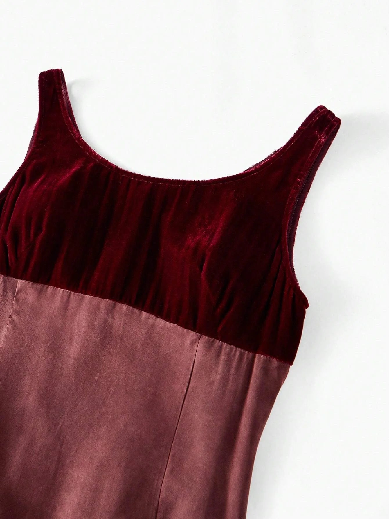 PREMIUM VELVET PANEL FLARE HEM DRESS WITHOUT BELT