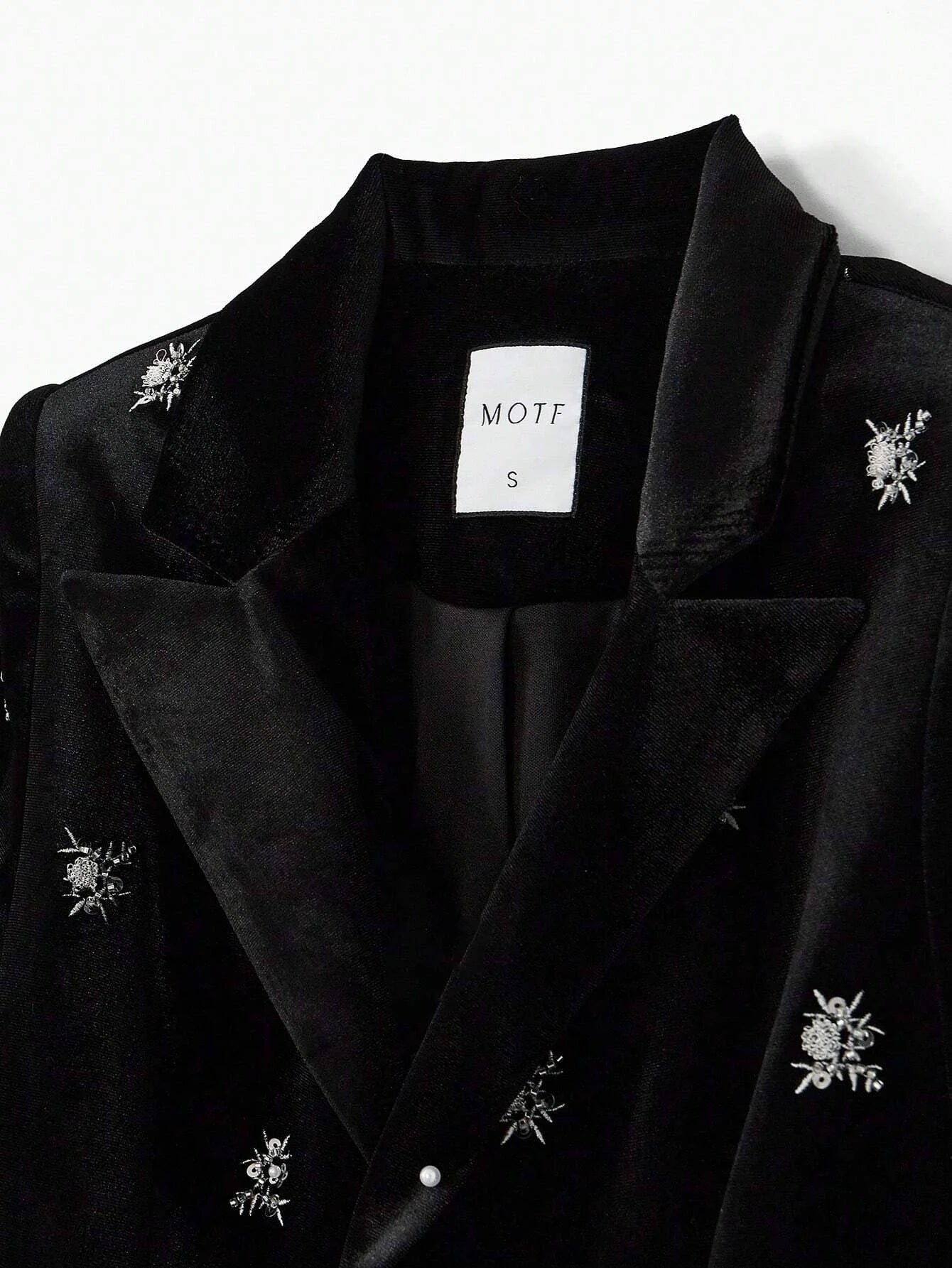 PREMIUM VELVET SINGLE BUTTON STRUCTURED BLAZER