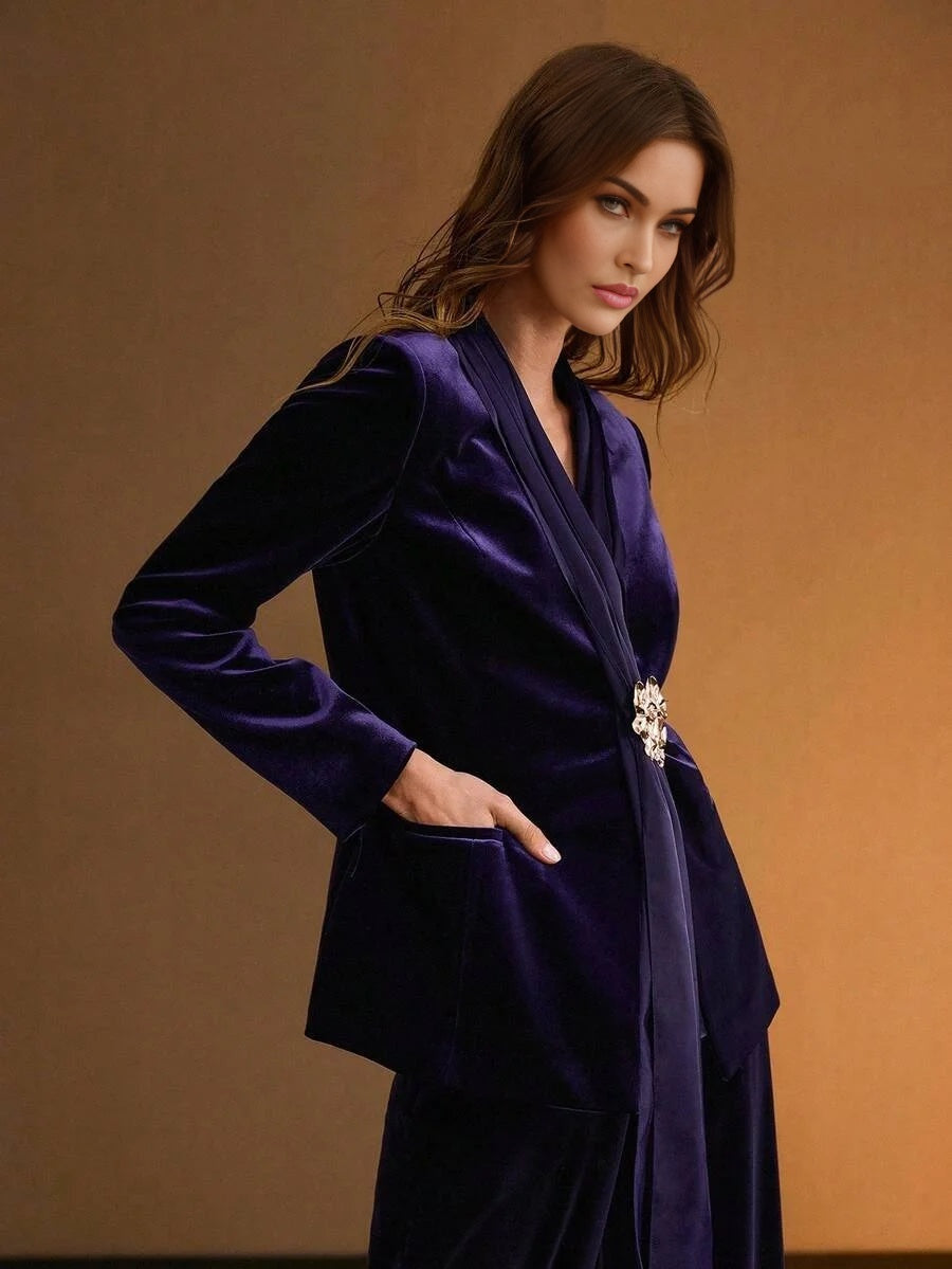 PREMIUM VELVET WRAP METAL DECOR BLAZER