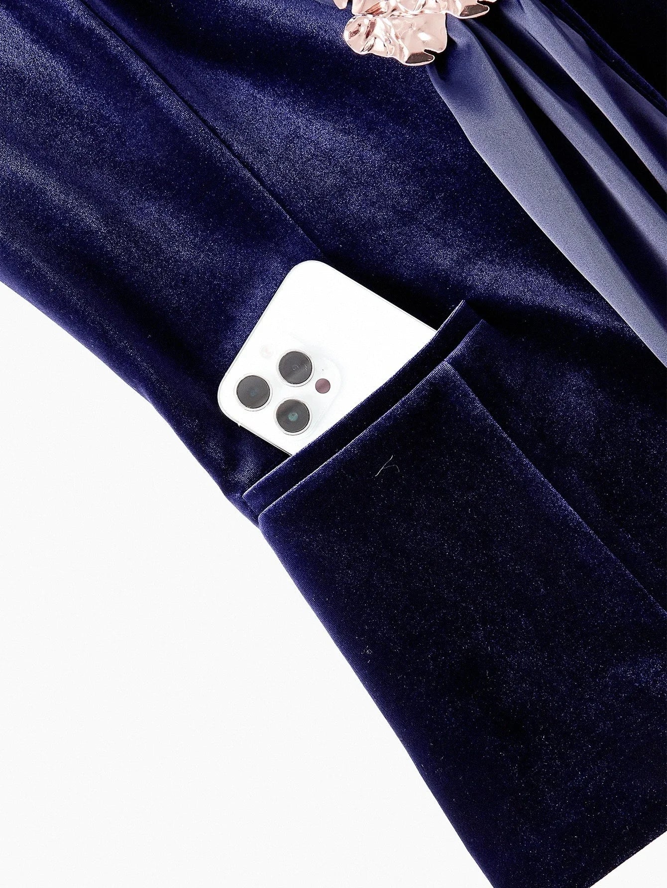 PREMIUM VELVET WRAP METAL DECOR BLAZER