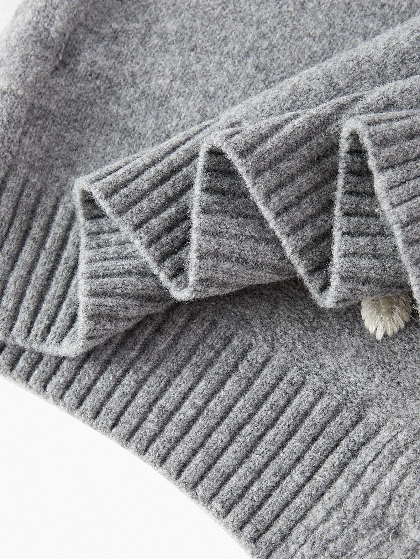 PREMIUM VNECK EMBROIDERY FLORAL PATTERN DROP SHOULDER OVERSIZE CARDIGAN