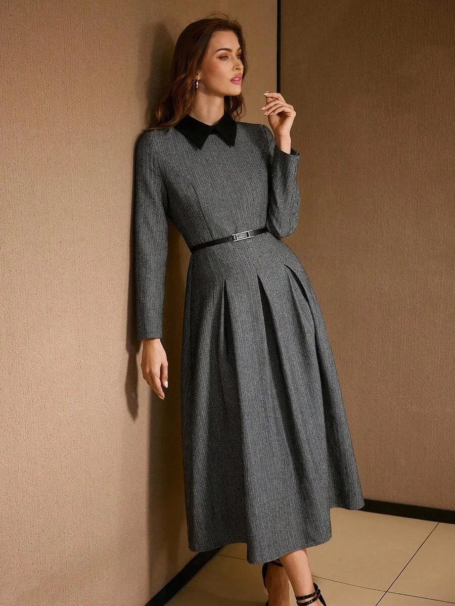 PREMIUM WOMENS CONTRAST COLLAR FOLD PLEATED DRESS
