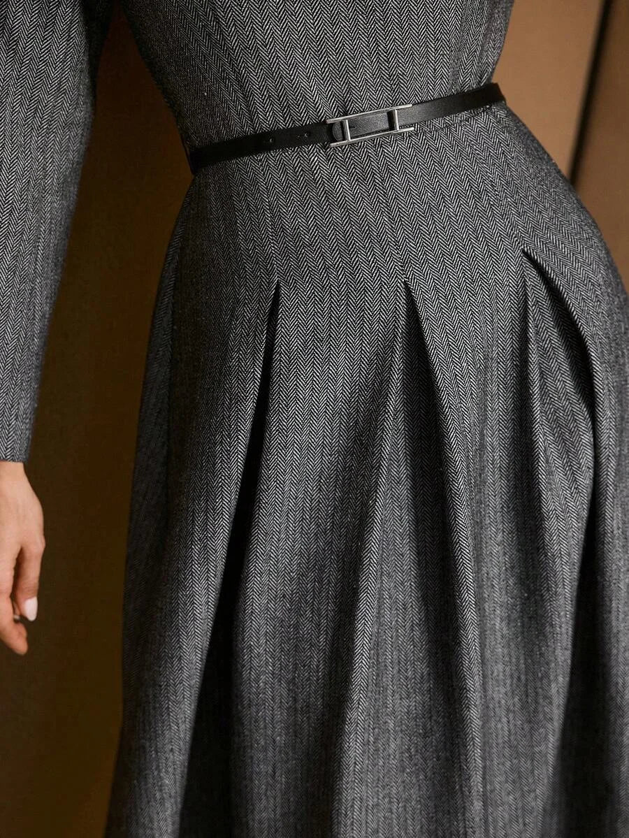 PREMIUM WOMENS CONTRAST COLLAR FOLD PLEATED DRESS