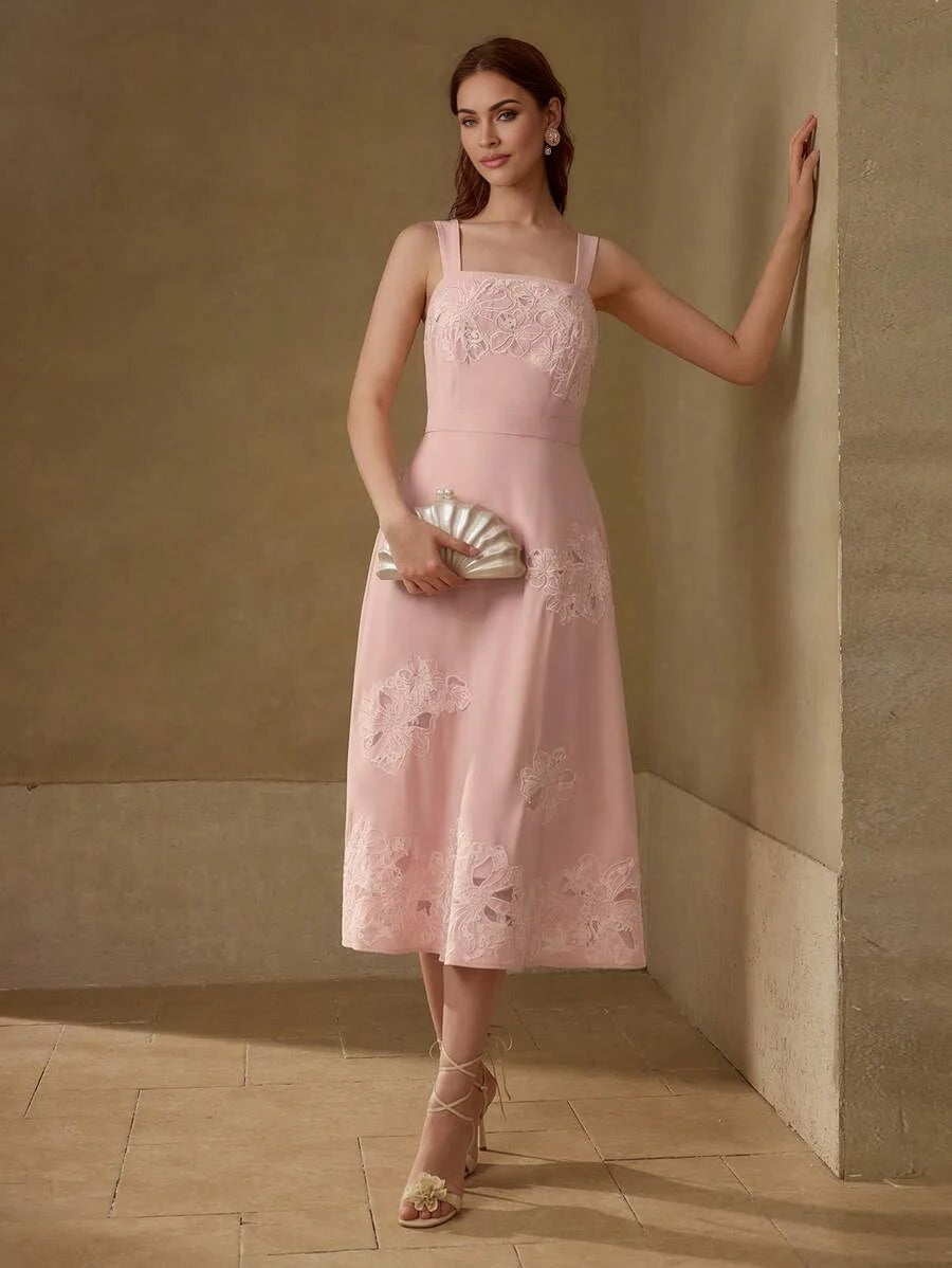 PREMIUM WOMENS EMBROIDERED LACE PATCHWORK MIDLENGTH ALINE DRESS