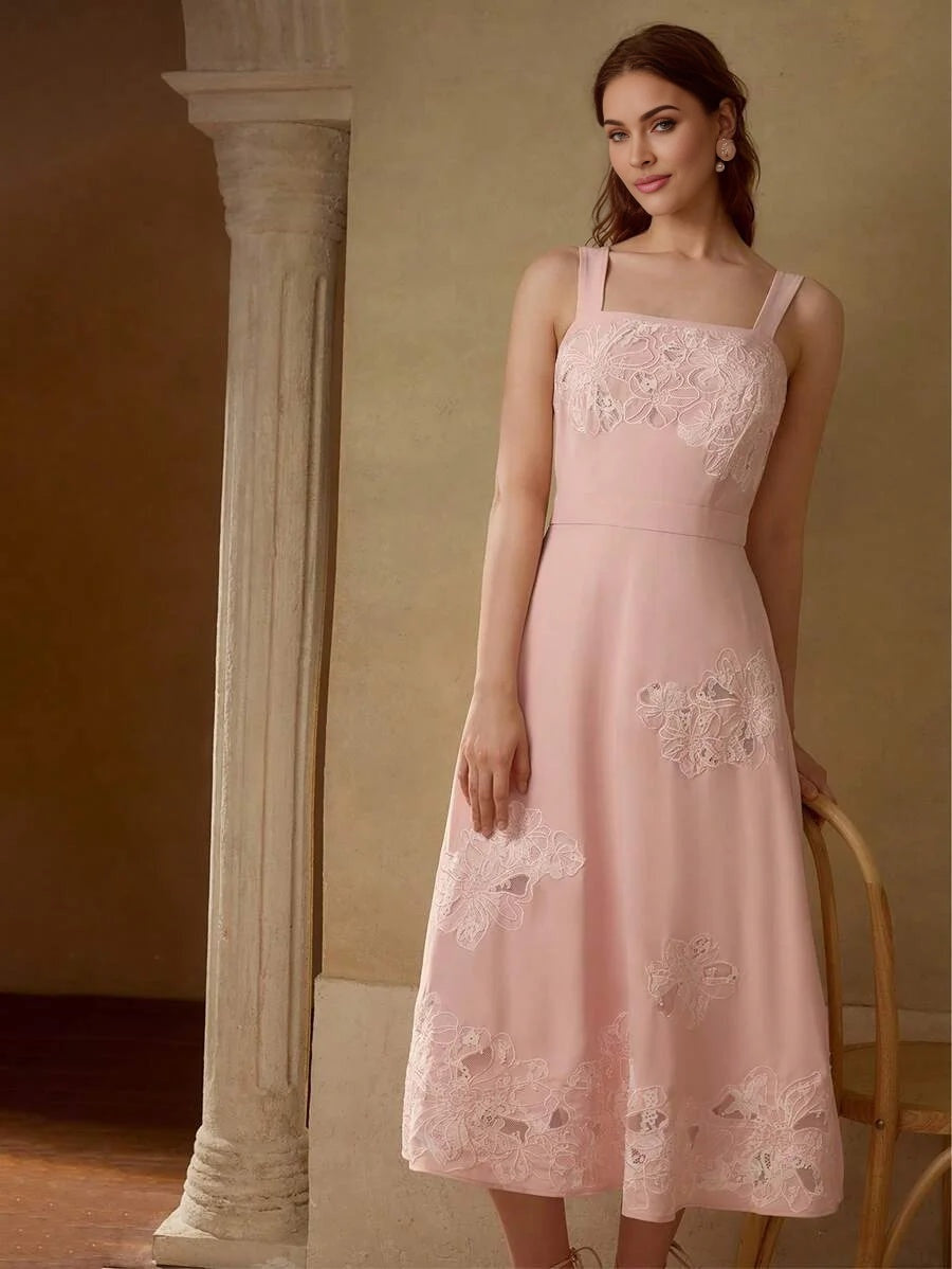 PREMIUM WOMENS EMBROIDERED LACE PATCHWORK MIDLENGTH ALINE DRESS