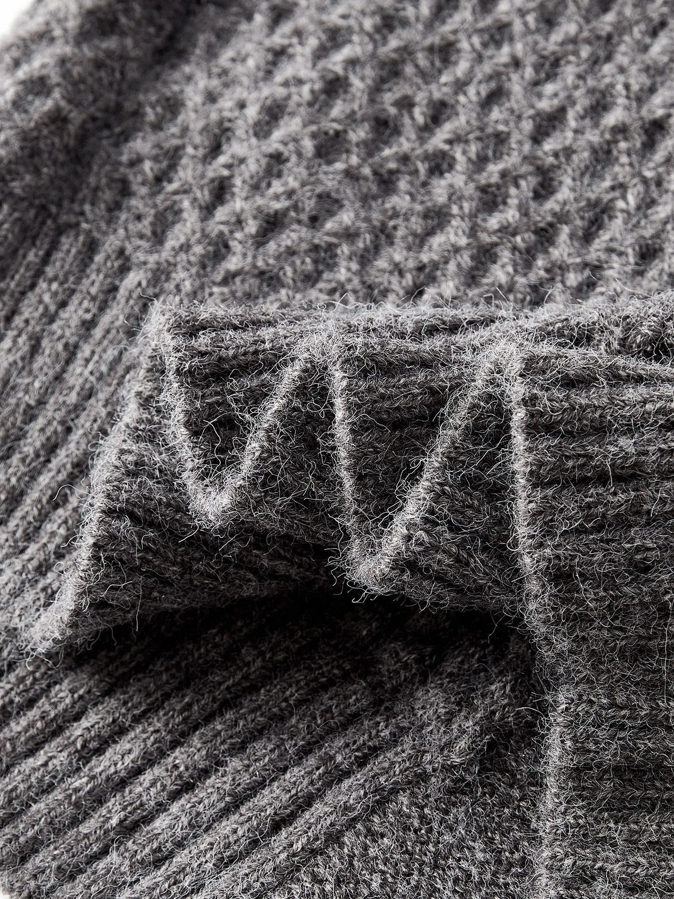 PREMIUM WOMENS FAUX PEARLS EMBELLISHED KNITTED CARDIGAN AUTUMNWINTER