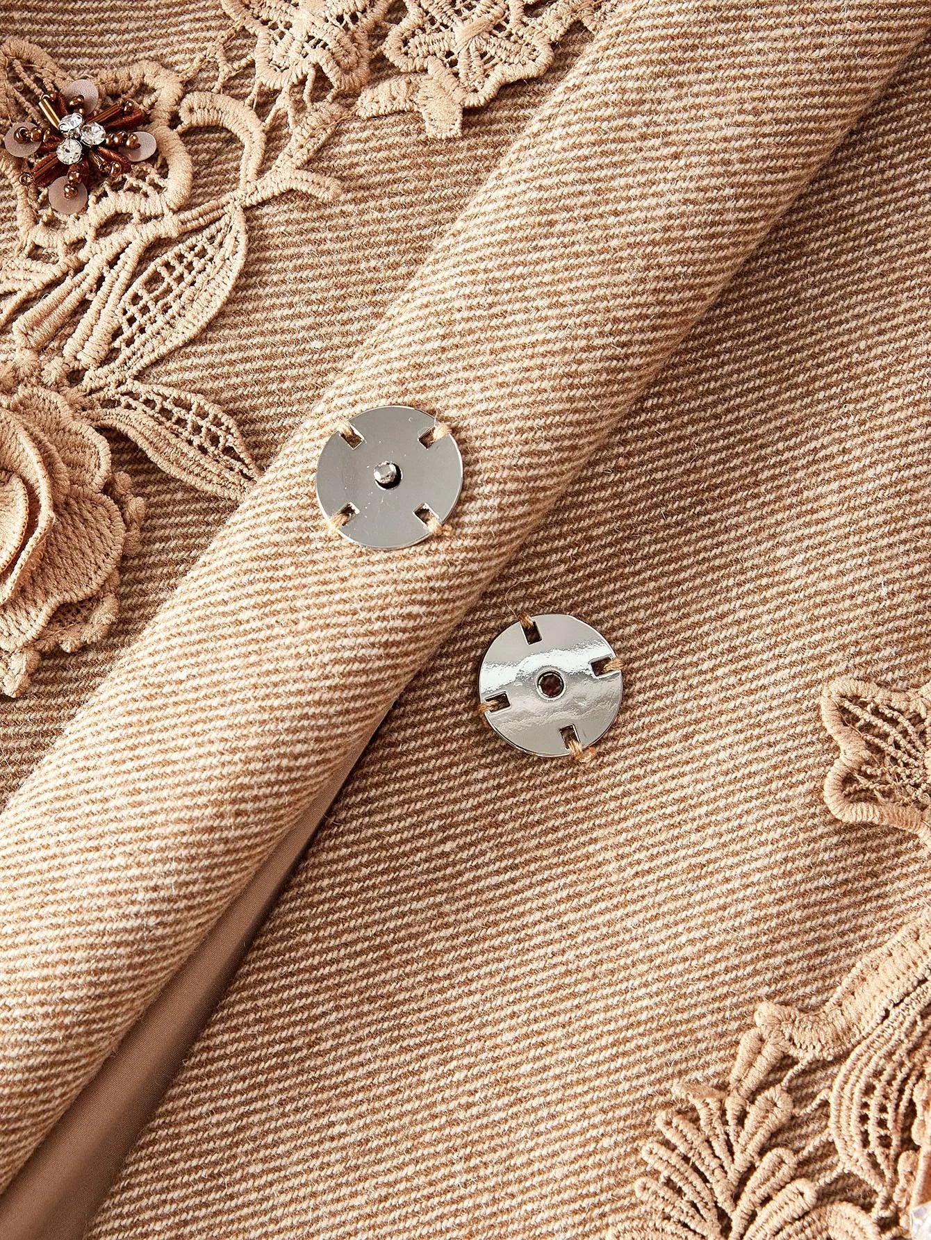 PREMIUM WOOL APPLIQUES BELTED OVERCOAT