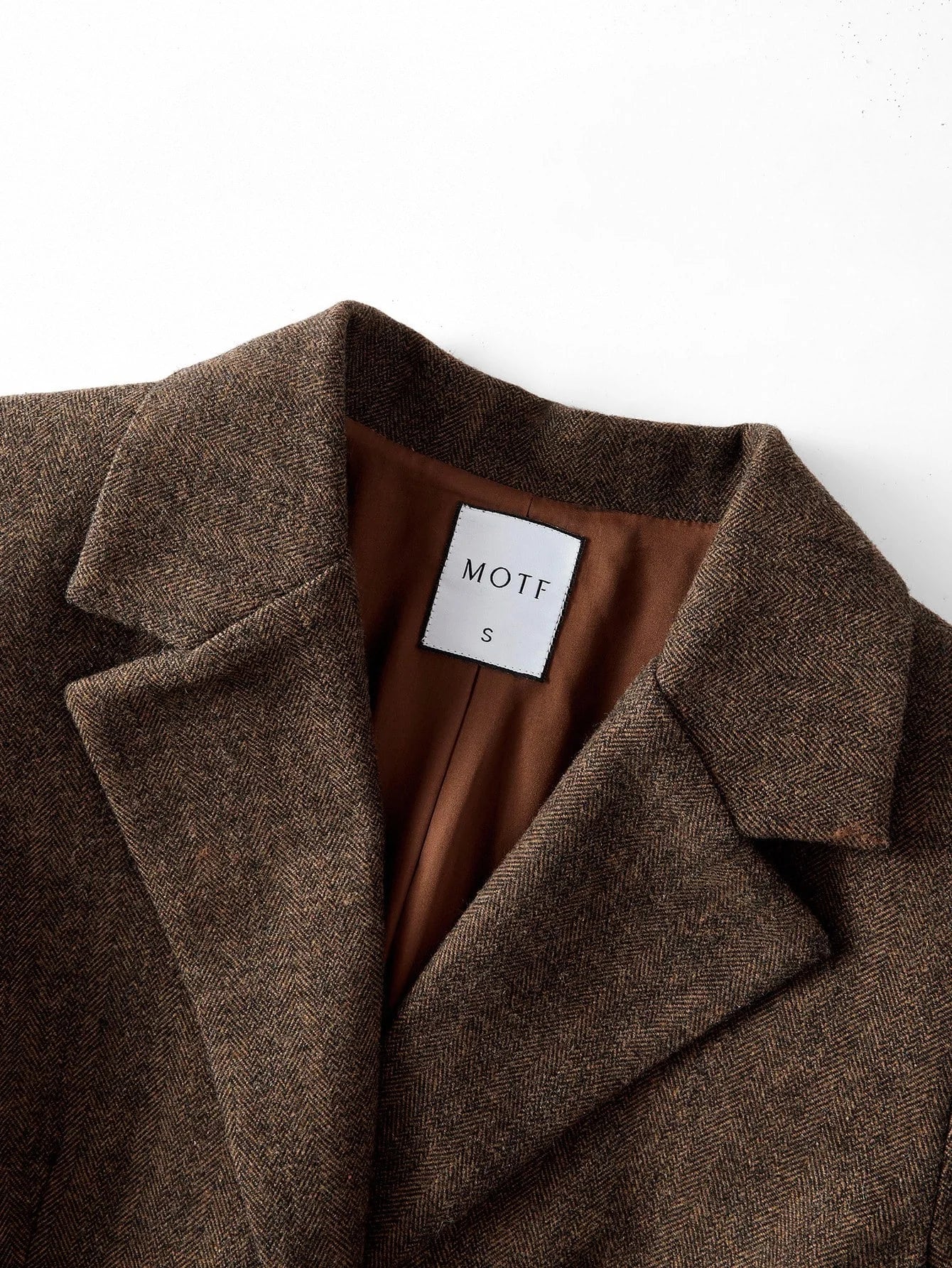 PREMIUM WOOL LAPEL COLLAR BELTED BLAZER